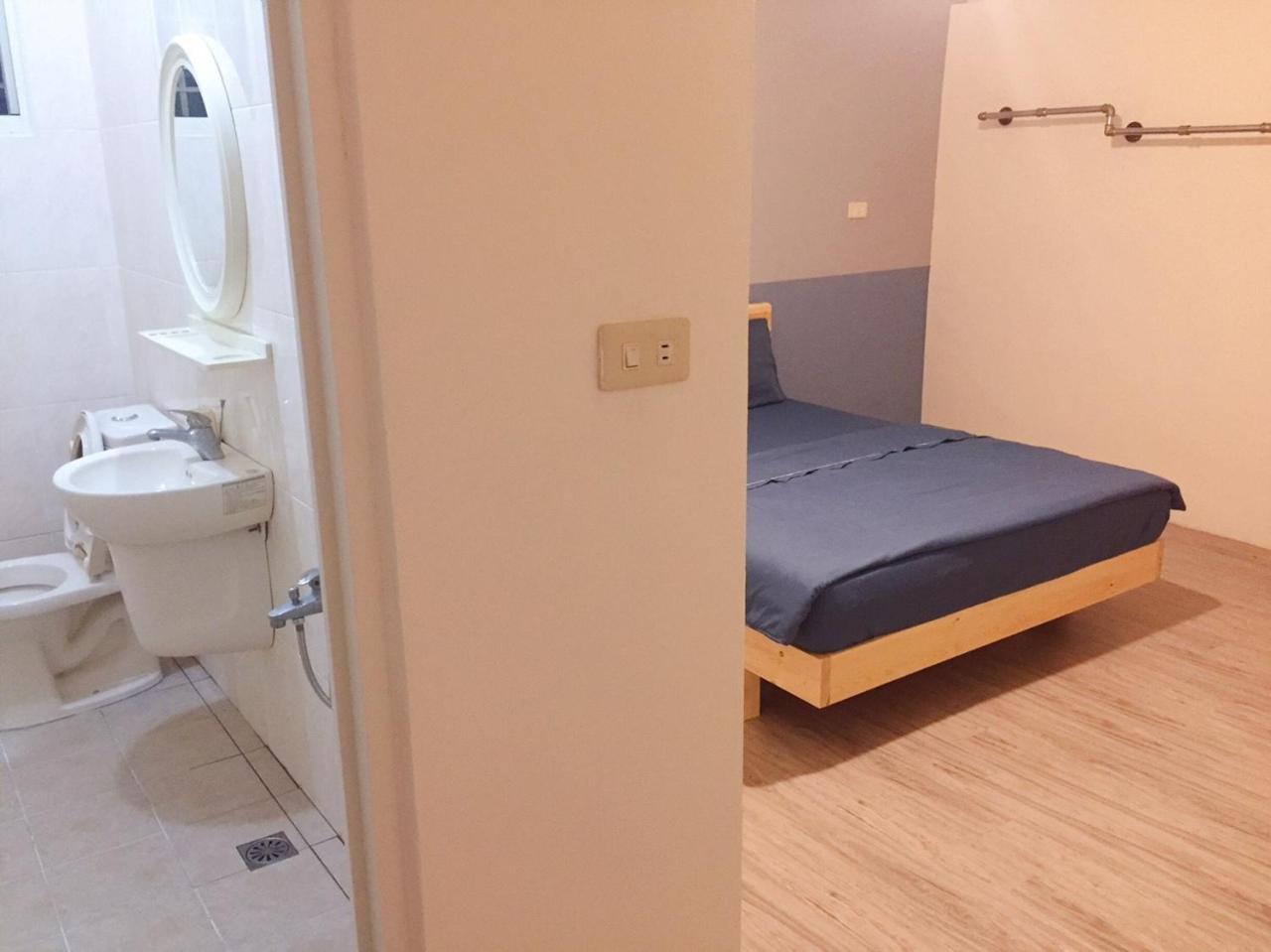 巷弄內的老宅 Otel Pingtung Dış mekan fotoğraf